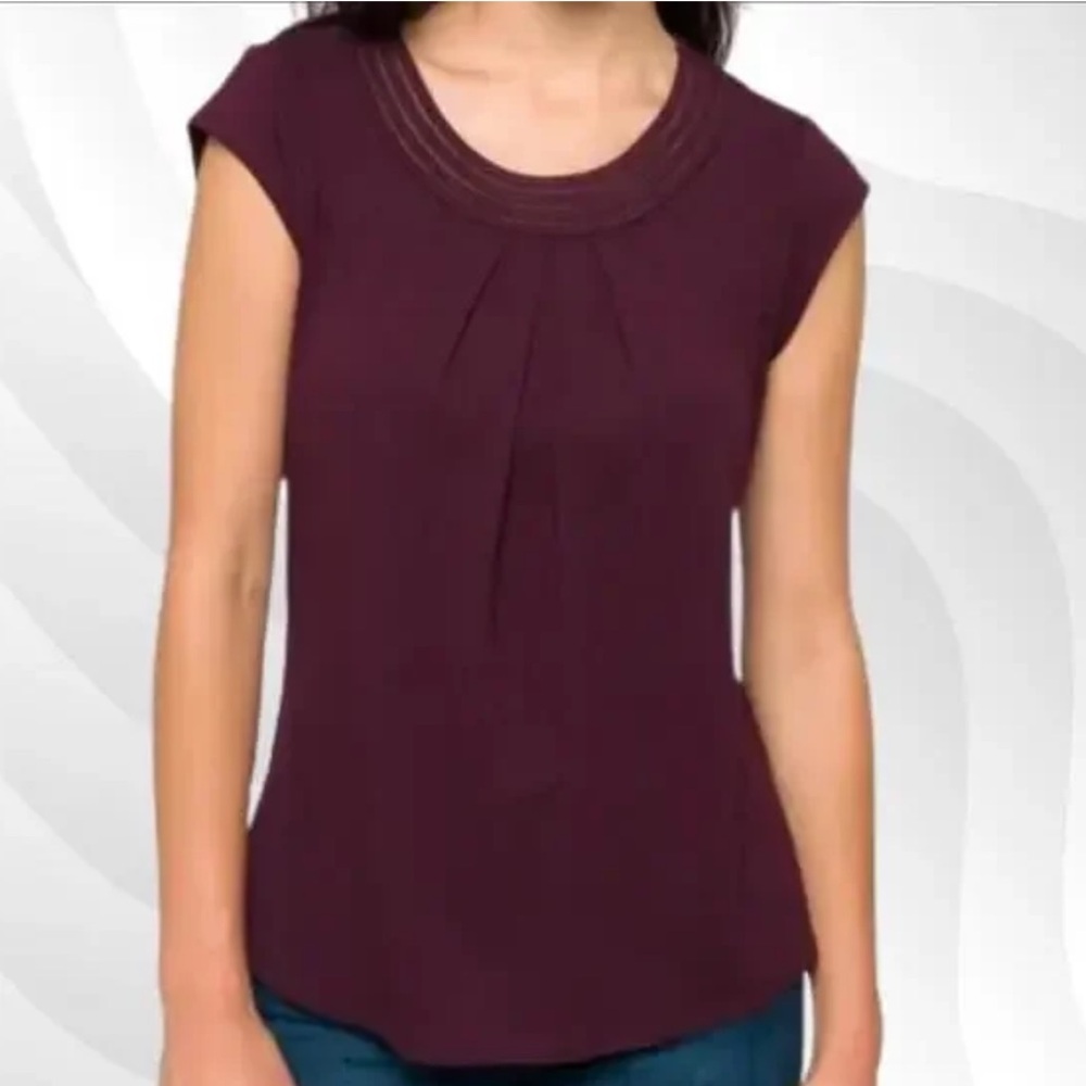 Daniel Rainn Deep Purple Brinn Scoop Neck Pleated Blouse Size PS